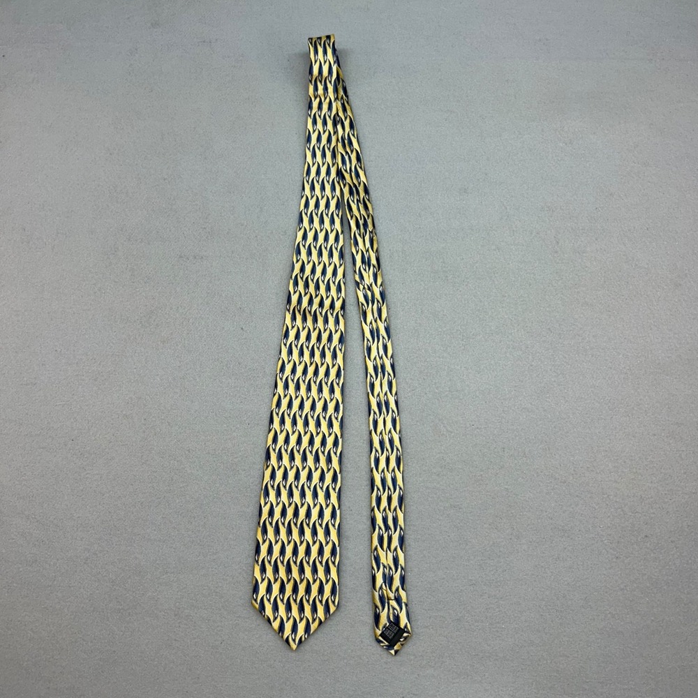 Cape Cod Neckwear Mens Silk Tie Yellow Navy Blue Geometric Leaf Pattern Classic
